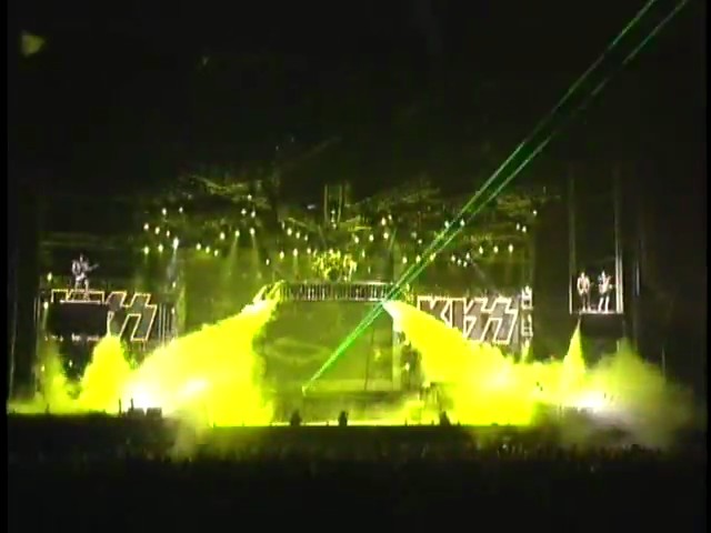 KISS - Detroit Rock City (live)