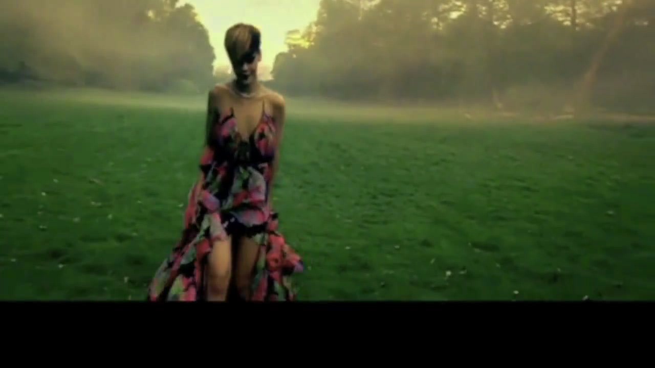 Rihanna - Man Down (Official-Video)